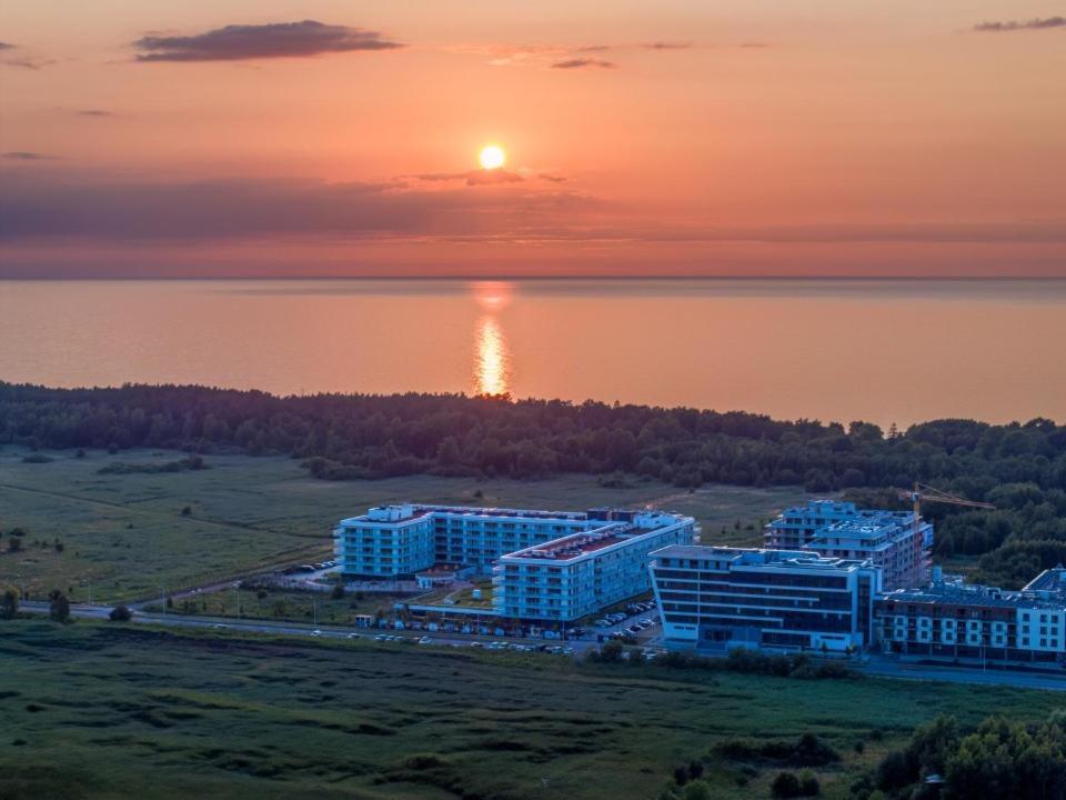 Polanki Aqua Apartament Luna Kolobrzeg Exterior photo